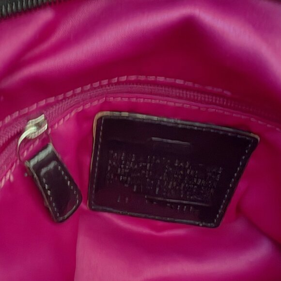 Coach Poppy Y2K Graffiti Daisey Adjustable Shoulder Bag Silver Hardware EUC - Picture 3 of 11